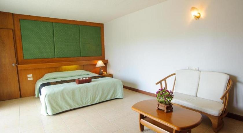 Diamond City Place Hotel Pattaya Buitenkant foto