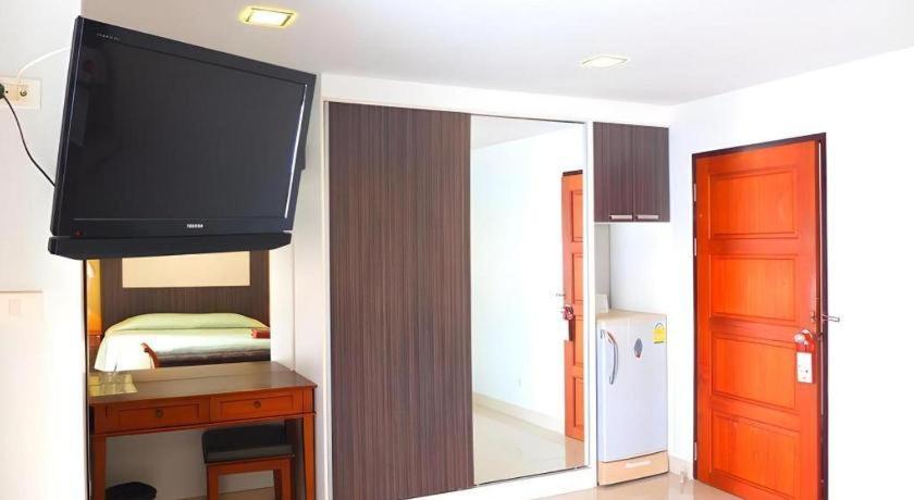 Diamond City Place Hotel Pattaya Buitenkant foto