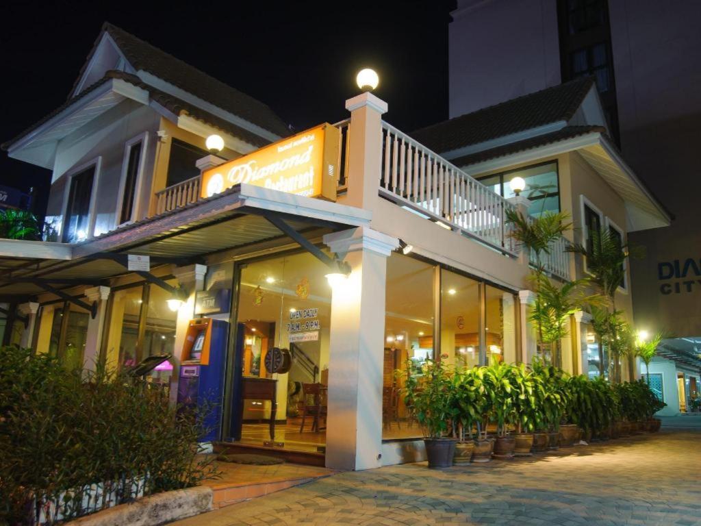 Diamond City Place Hotel Pattaya Buitenkant foto