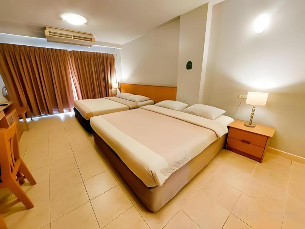 Diamond City Place Hotel Pattaya Buitenkant foto