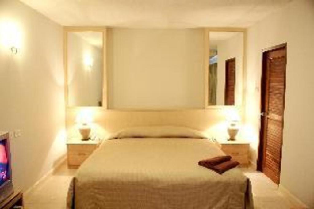 Diamond City Place Hotel Pattaya Buitenkant foto