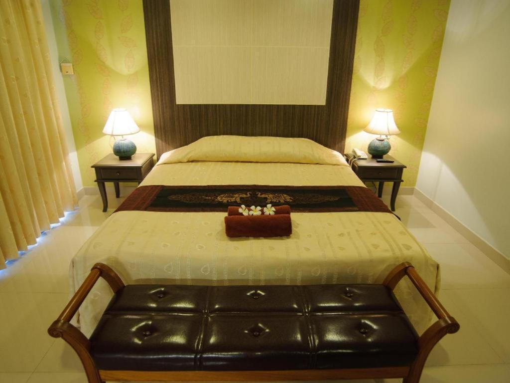 Diamond City Place Hotel Pattaya Buitenkant foto