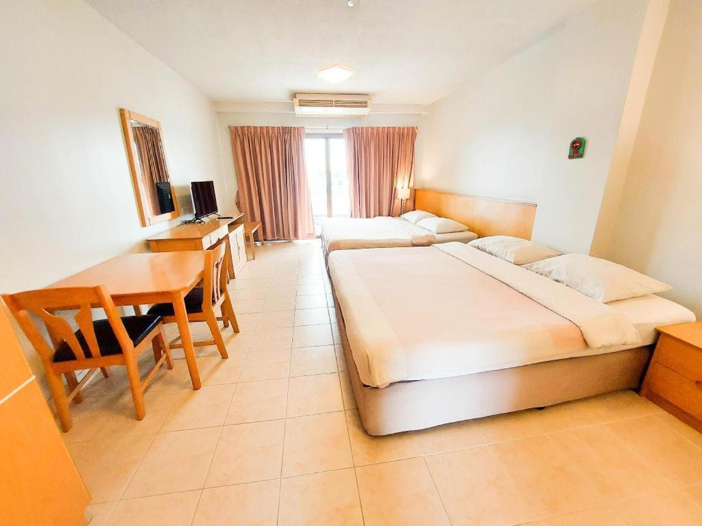 Diamond City Place Hotel Pattaya Buitenkant foto